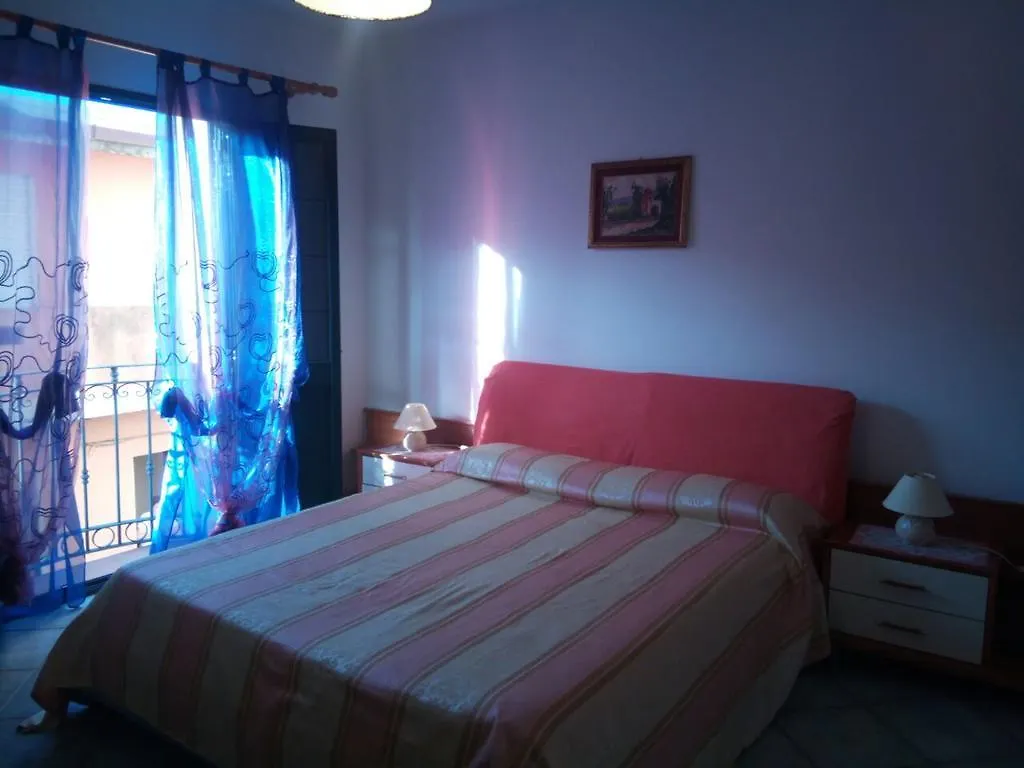 Sa Domu Sarda Bed & Breakfast Piscinas Италия