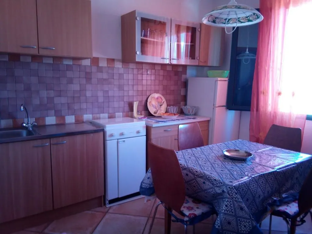 Sa Domu Sarda Bed & Breakfast Piscinas